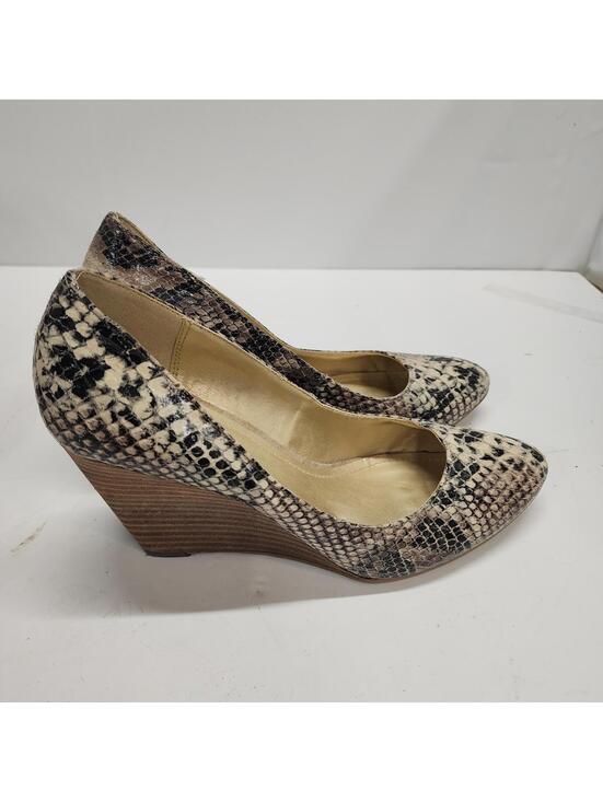 Kenneth Cole New York Shoes - Kenneth Cole Reaction Snake Print Wedge Heels Pumps Women’s 9.5 EUC